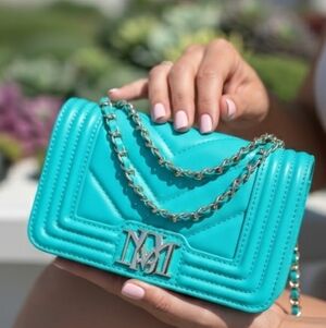 Badgley Mischka Small Quilting With Frame On The Cover Purse Green (New)